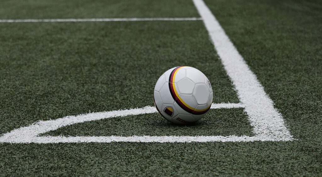 From Football to Slot Machines: How Sports Fans Are Engaging with Casinos Online